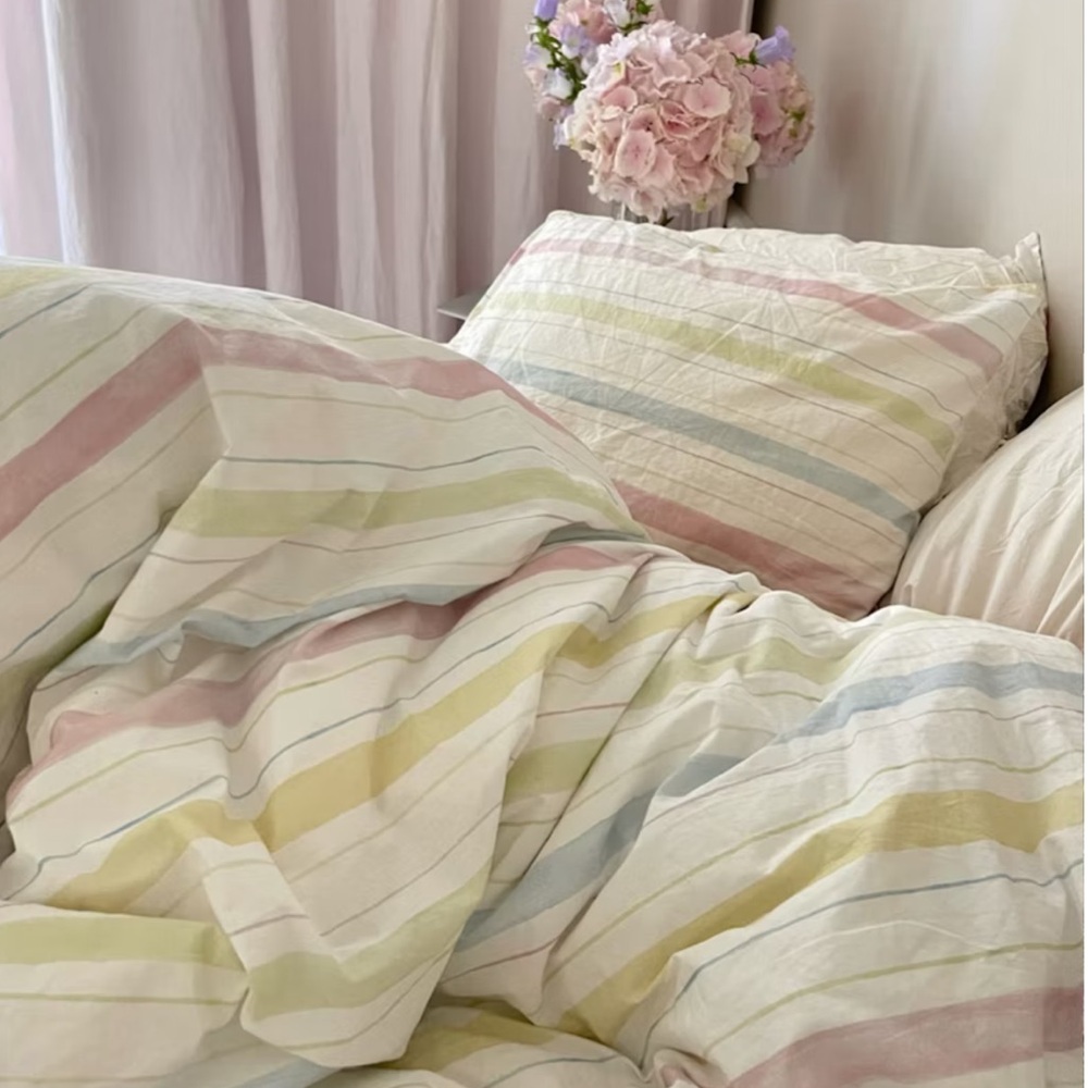 Djerf Avenue Bedding ADORABLE☺️🩷